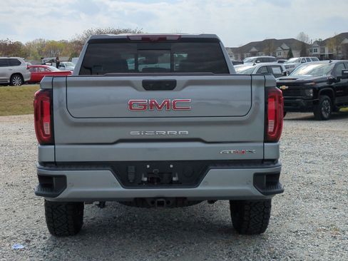 Used 2023 GMC Sierra 1500 AT4X AWD/4WD image 8