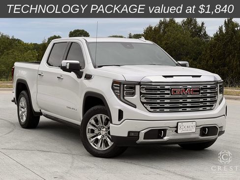 Used 2023 GMC Sierra 1500 Denali w/ Technology Package AWD/4WD image 2