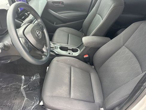 Used 2024 Toyota Corolla LE image 9