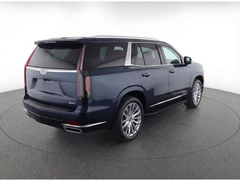 Used 2021 Cadillac Escalade ESV Premium Luxury image 4