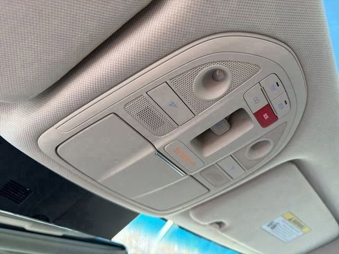 Used 2026 Genesis G70 2.5T Prestige image 29