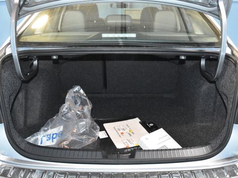 New 2026 Volkswagen Jetta SEL image 24