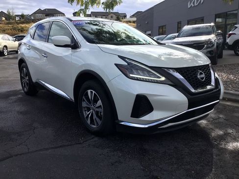 Used 2023 Nissan Murano S image 1