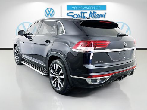 Used 2022 Volkswagen Atlas Cross Sport SEL Premium R-Line AWD/4WD image 6