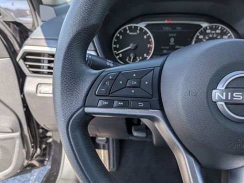 Used 2023 Nissan Altima 2.5 SV image 13