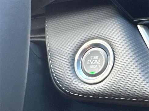 New 2026 Chevrolet Equinox LT image 23