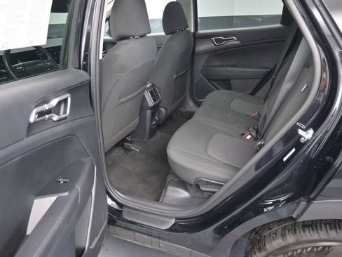 Used 2026 Kia Sportage LX FWD image 17