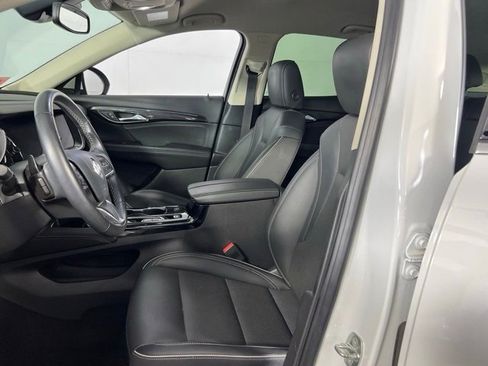 Used 2023 Buick Envision Essence image 28