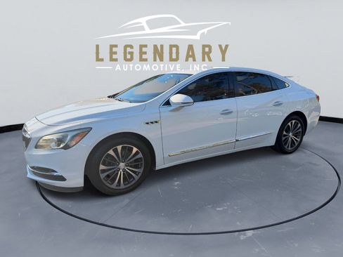 Used 2017 Buick LaCrosse Essence image 3