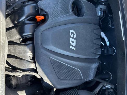 Used 2013 Hyundai Santa Fe Sport FWD image 21