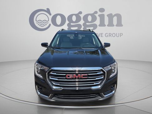 Certified 2024 GMC Terrain SLT FWD image 8