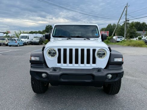Used 2021 Jeep Wrangler Unlimited Sport AWD/4WD image 2