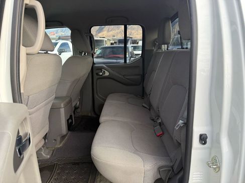 Used 2017 Nissan Frontier SV w/ SV Value Truck Package image 34