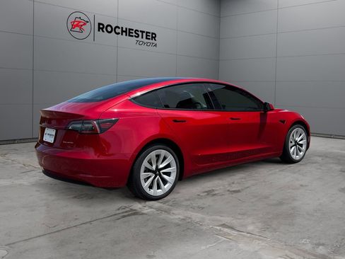 Used 2022 Tesla Model 3 Long Range AWD/4WD image 5