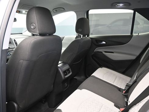 Used 2023 Chevrolet Equinox LT image 21