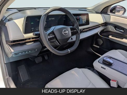 Used 2025 Nissan Ariya AWD image 12