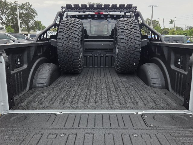 New 2026 Ford F250 Lariat w/ Black Appearance Package AWD/4WD image 9