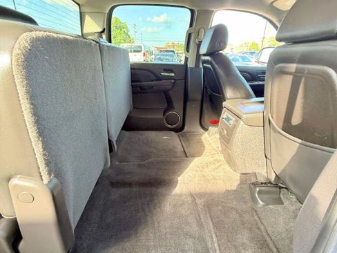 Used 2008 GMC Sierra 1500 Denali AWD/4WD image 40