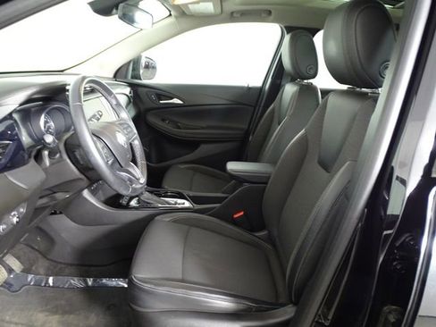Used 2021 Buick Encore GX Select w/ Experience Buick Package image 11