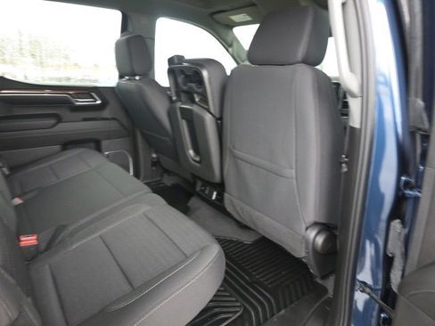 Used 2023 Chevrolet Silverado 1500 LT image 13