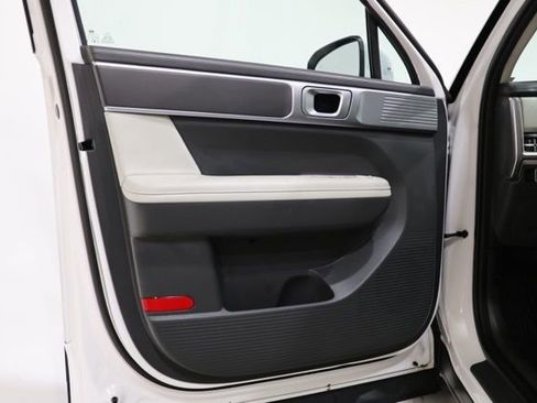 Used 2024 Hyundai Santa Fe SEL image 18