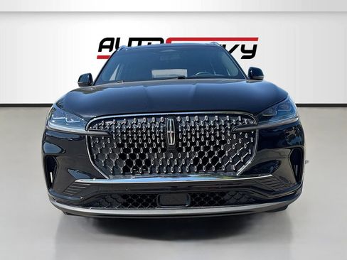 Used 2025 Lincoln Aviator Reserve w/ Equipment Group 201A AWD/4WD image 2