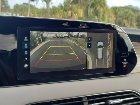 Used 2021 Hyundai Palisade Calligraphy image 26