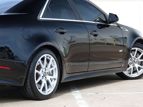 Used 2009 Cadillac CTS V RWD image 36