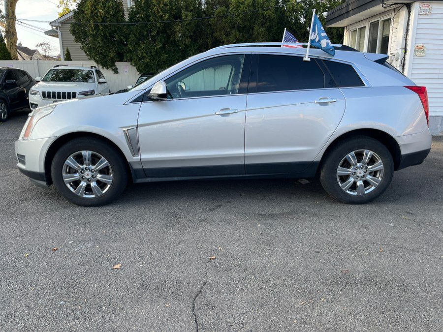 Used 2016 Cadillac SRX Luxury w/ Driver Awareness Package AWD/4WD image 4