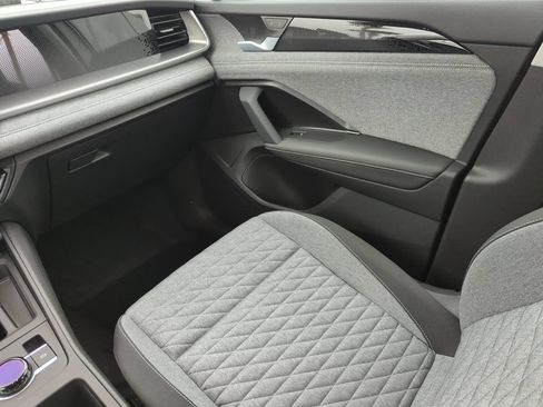 New 2026 Volkswagen Tiguan S FWD image 22