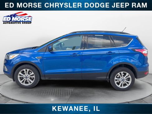 Used 2018 Ford Escape SE w/ Ford Safe & Smart Package AWD/4WD image 2