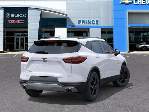 New 2026 Chevrolet Blazer LT w/ Sound & Technology Package FWD image 4
