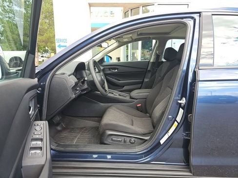 Used 2024 Honda Accord EX image 9