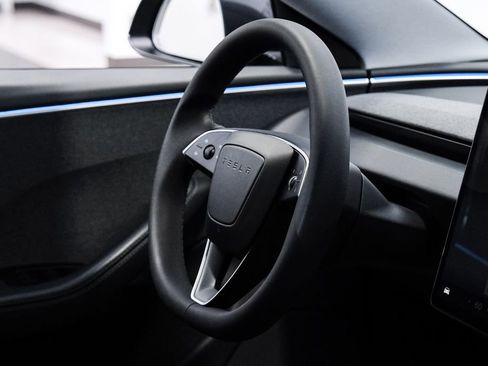 Used 2024 Tesla Model 3 Long Range image 19