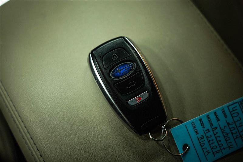 Used 2025 Subaru Ascent Premium AWD/4WD image 25