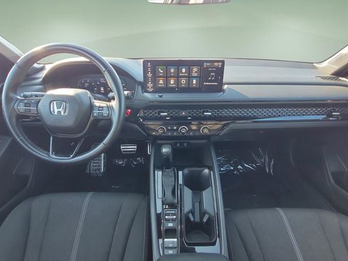 Used 2023 Honda Accord Sport image 15