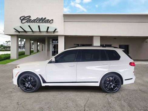 Used 2023 BMW X7 xDrive40i w/ Executive Package AWD/4WD image 2