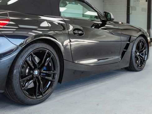 Used 2023 BMW Z4 M40i w/ Driving Assistance Package image 34