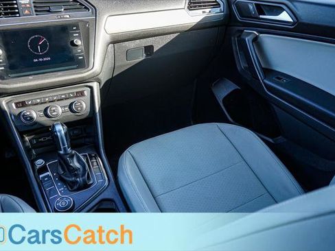 Used 2019 Volkswagen Tiguan SE image 22