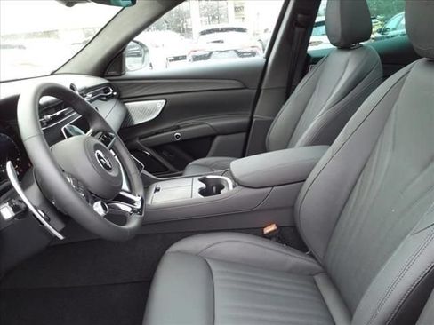 Used 2023 Maserati Grecale GT AWD/4WD image 12