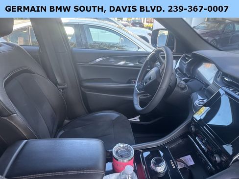 Used 2023 Jeep Grand Cherokee Altitude image 17