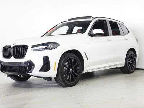 Used 2024 BMW X3 xDrive30i w/ M Sport Package image 2