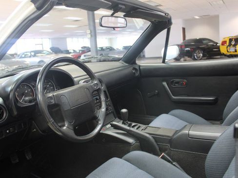 Used 1990 MAZDA MX-5 Miata image 28