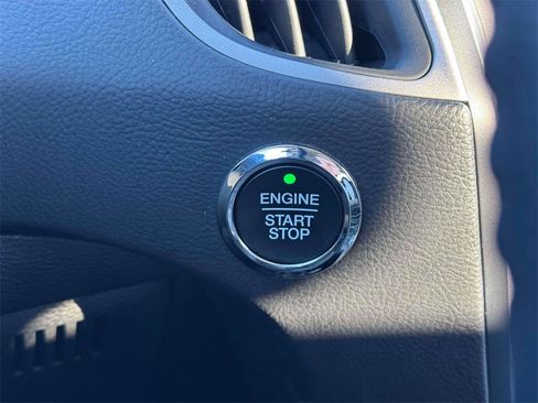 Used 2024 Ford Edge SEL image 27