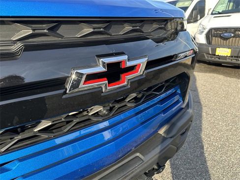 Used 2024 Chevrolet Colorado ZR2 w/ ZR2 Bison Edition image 10