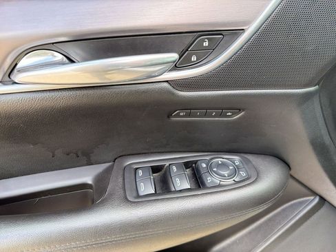 Used 2017 Cadillac XT5 Premium Luxury image 21