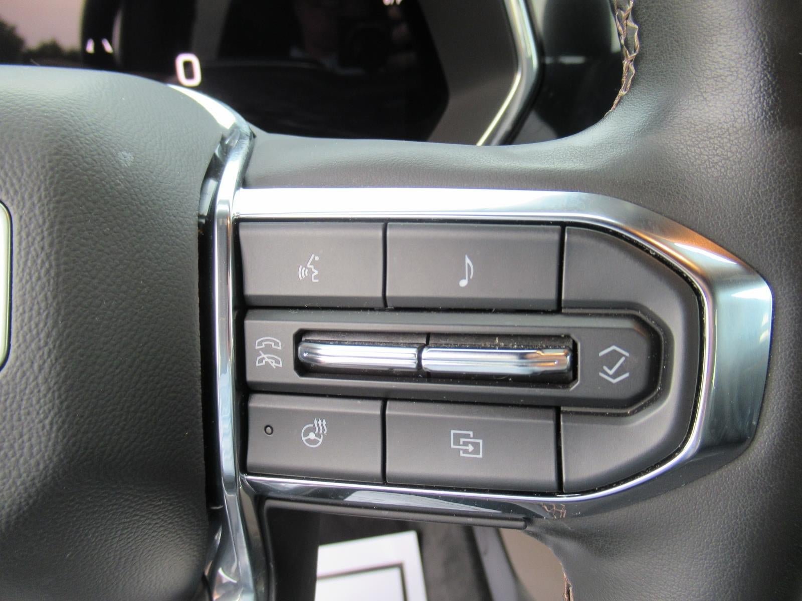Used 2023 GMC Canyon Denali AWD/4WD image 23