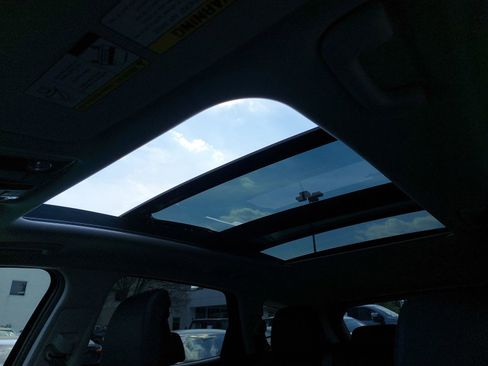 New 2026 Kia Sportage EX image 32