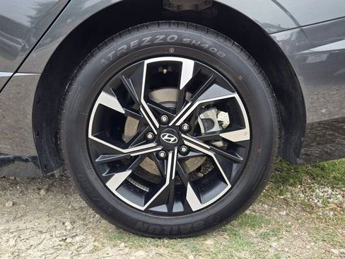 Used 2025 Hyundai Sonata SEL FWD image 32