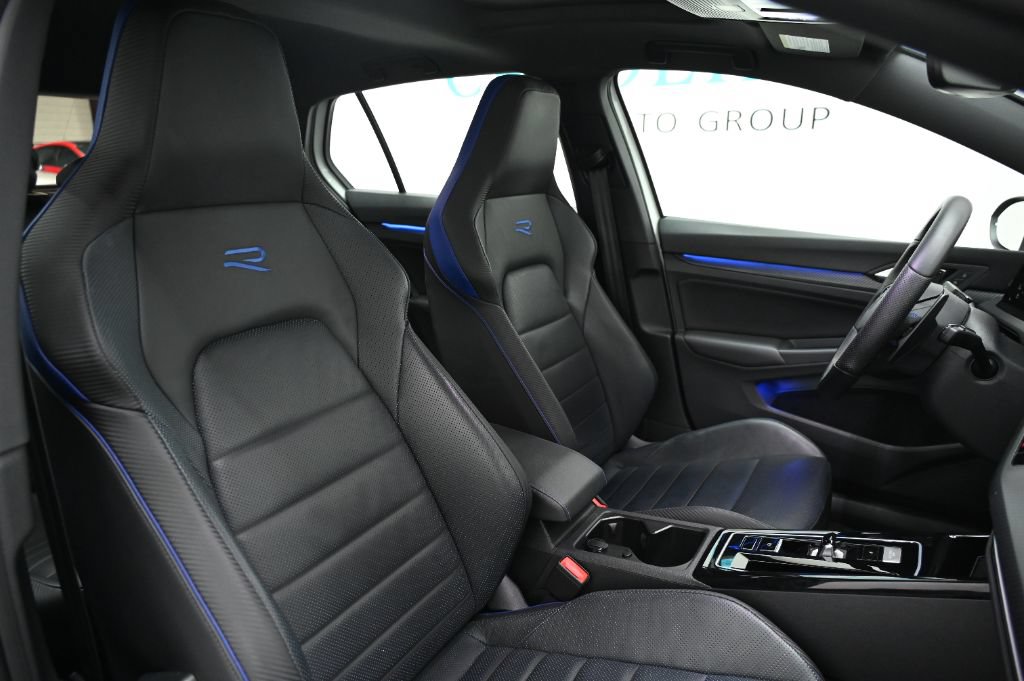 Used 2024 Volkswagen Golf R AWD/4WD image 20